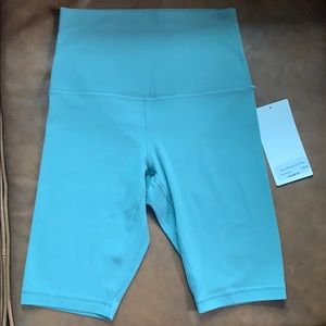 Lululemon Align 10” super high rise shorts
